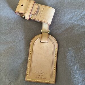Louis Vuitton Leather Luggage Tag